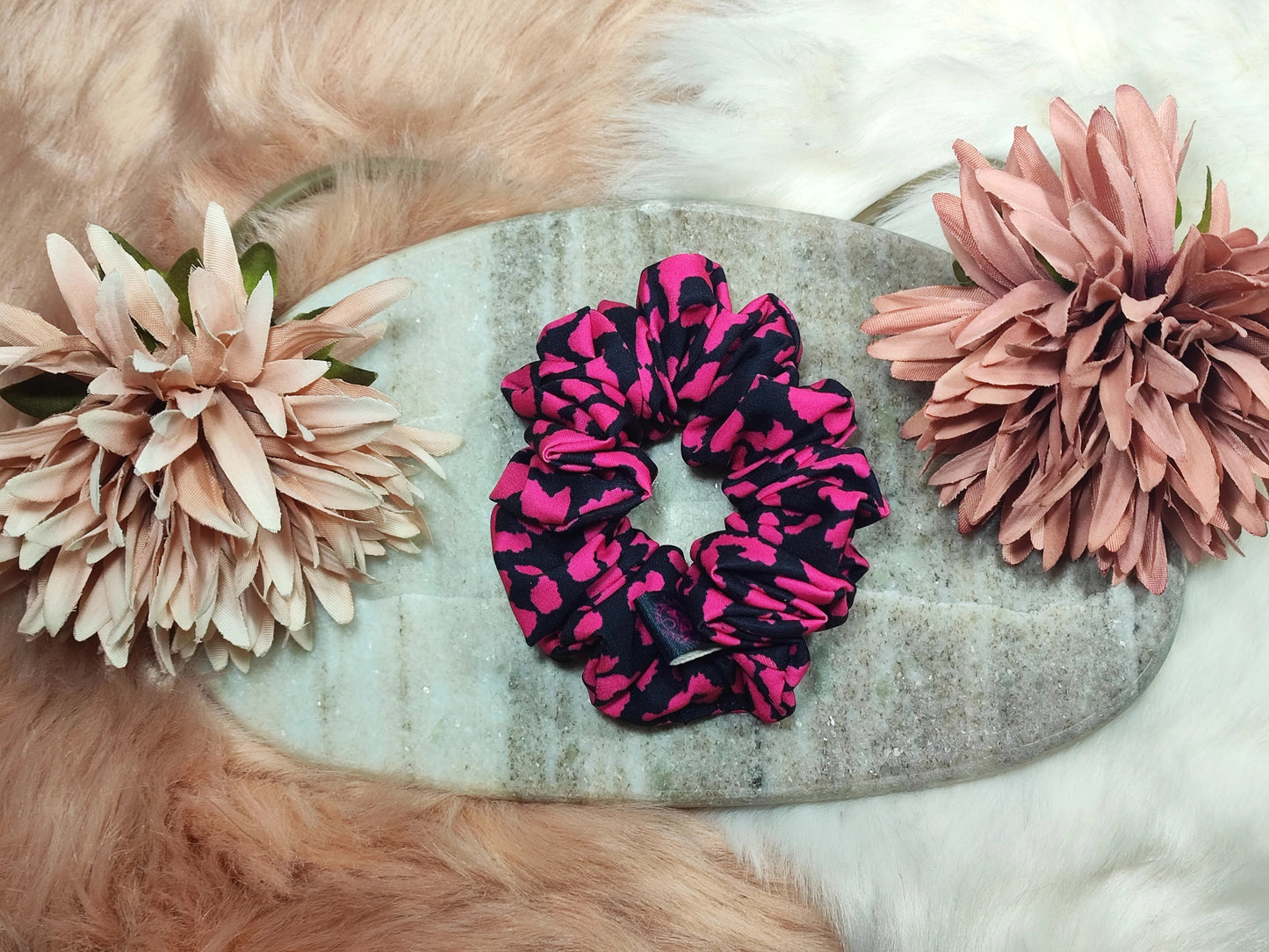 Pink Eclipse- Scrunchie Medium