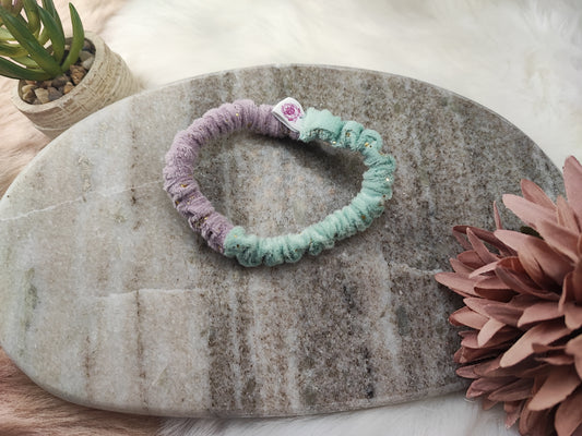 Yvoshandcraftworld Mystic Duo Mini Scrunchie aus elastischem Stoff in bunten Mustern, ideal für Haare und Accessoires