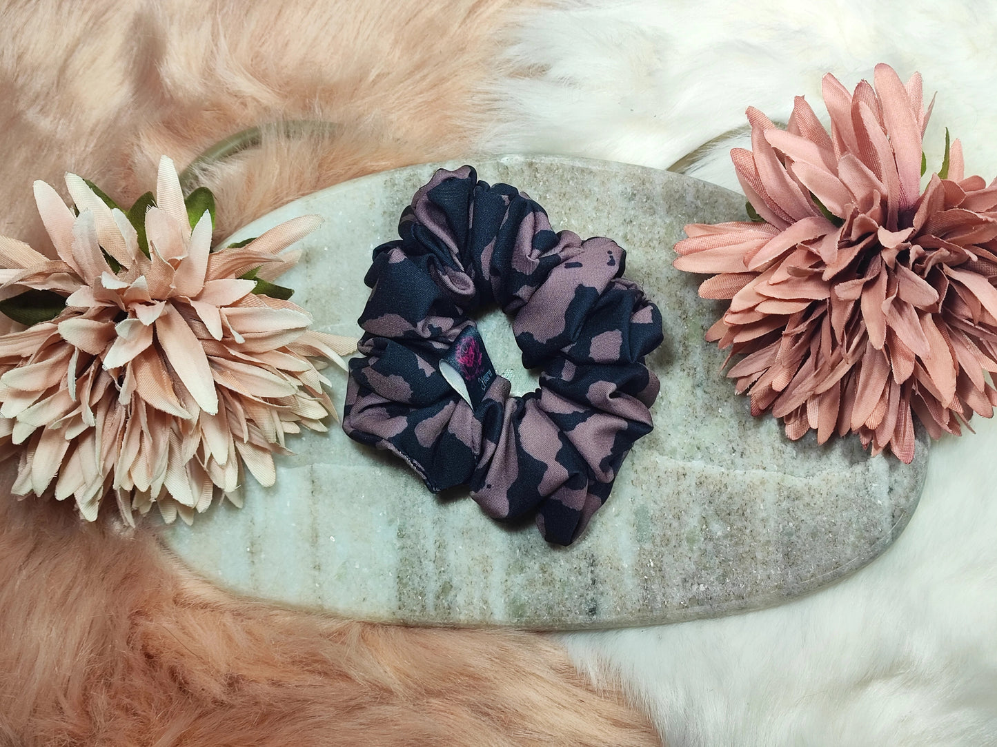 Crimson Eclipse- Scrunchie Medium