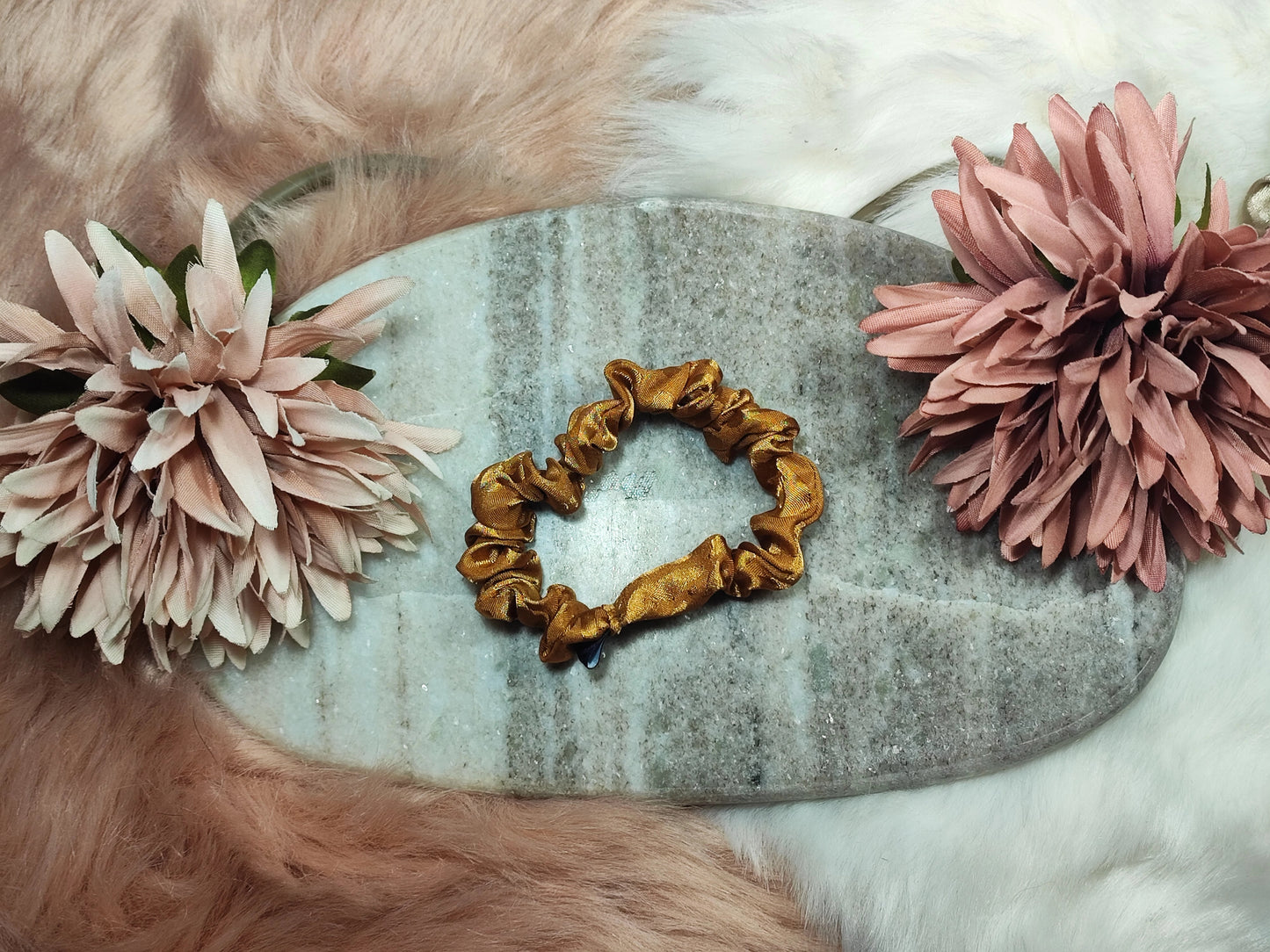 Golden Amber Glow - Scrunchie Small