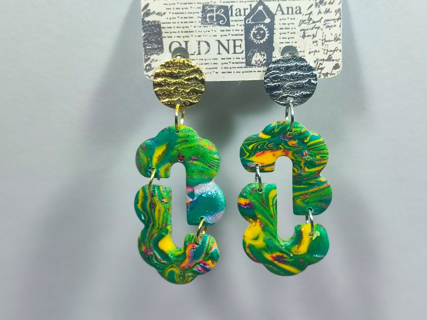 Abstract Green and Yellow Glitter Ohrring
