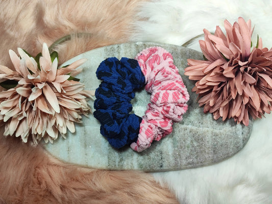 Yvoshandcraftworld Coral Breeze Cord Scrunchie in mittlerer Größe, weiches elastisches Haargummi in Korallenfarbe, detailreiches Design