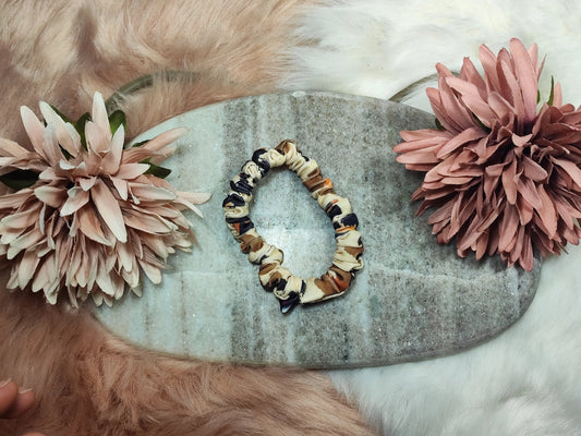 Sandy Leo Motion and Ocean Scrunchie Mini